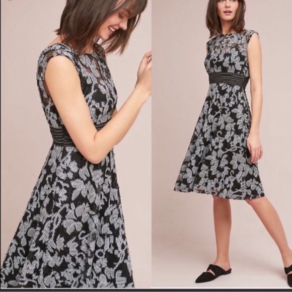 Anthropologie Dresses & Skirts - Ettiwa by Anthropologie Floral gingham midi dress
